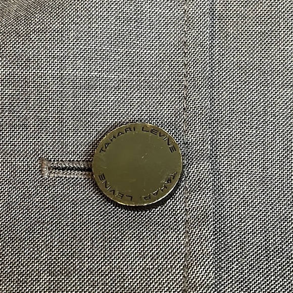 Tahari Arthur Levine gray 2 button blazer jacket - Picture 5 of 14